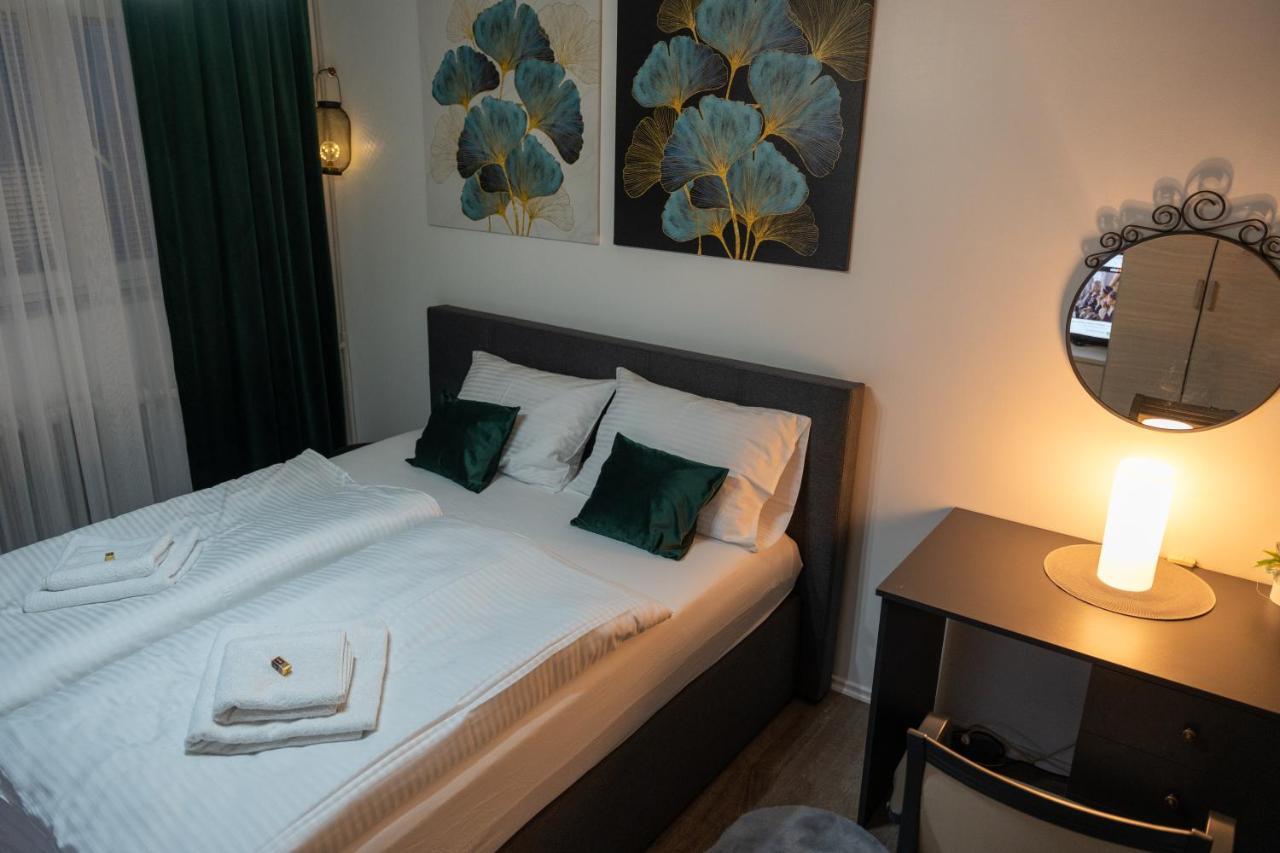 Apartman Pozoriste Penthaus Banja Luka Exteriér fotografie